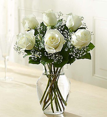 Love&amp;#039;s Embrace&amp;trade; Roses &amp;ndash; White